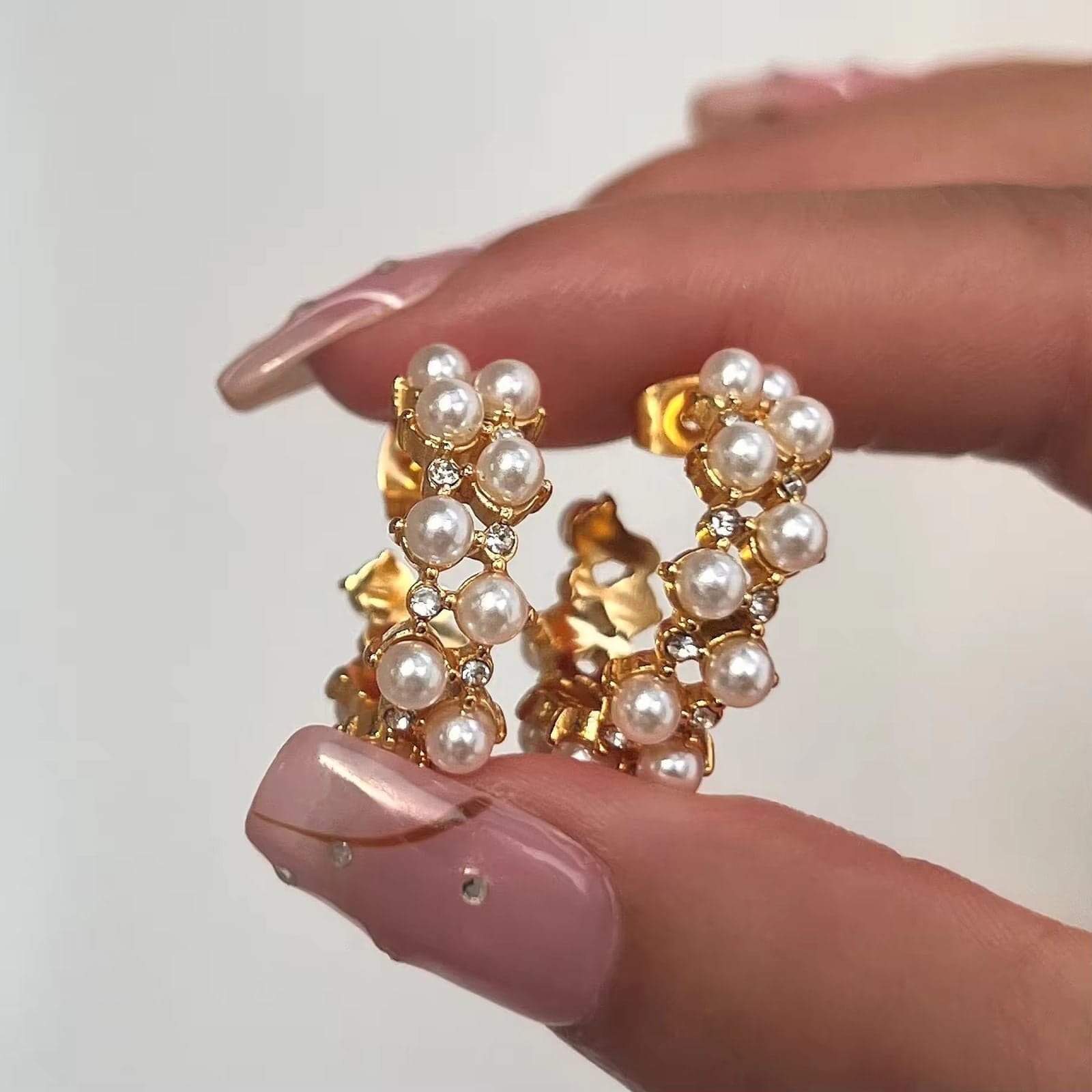 Pearls Luxury Design Earrings 4